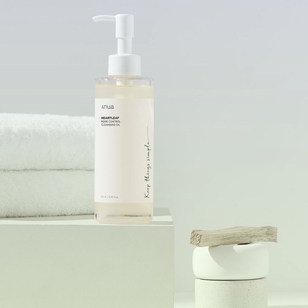 ANUA Heartleaf Pore Control Cleansing Oil - Image 3