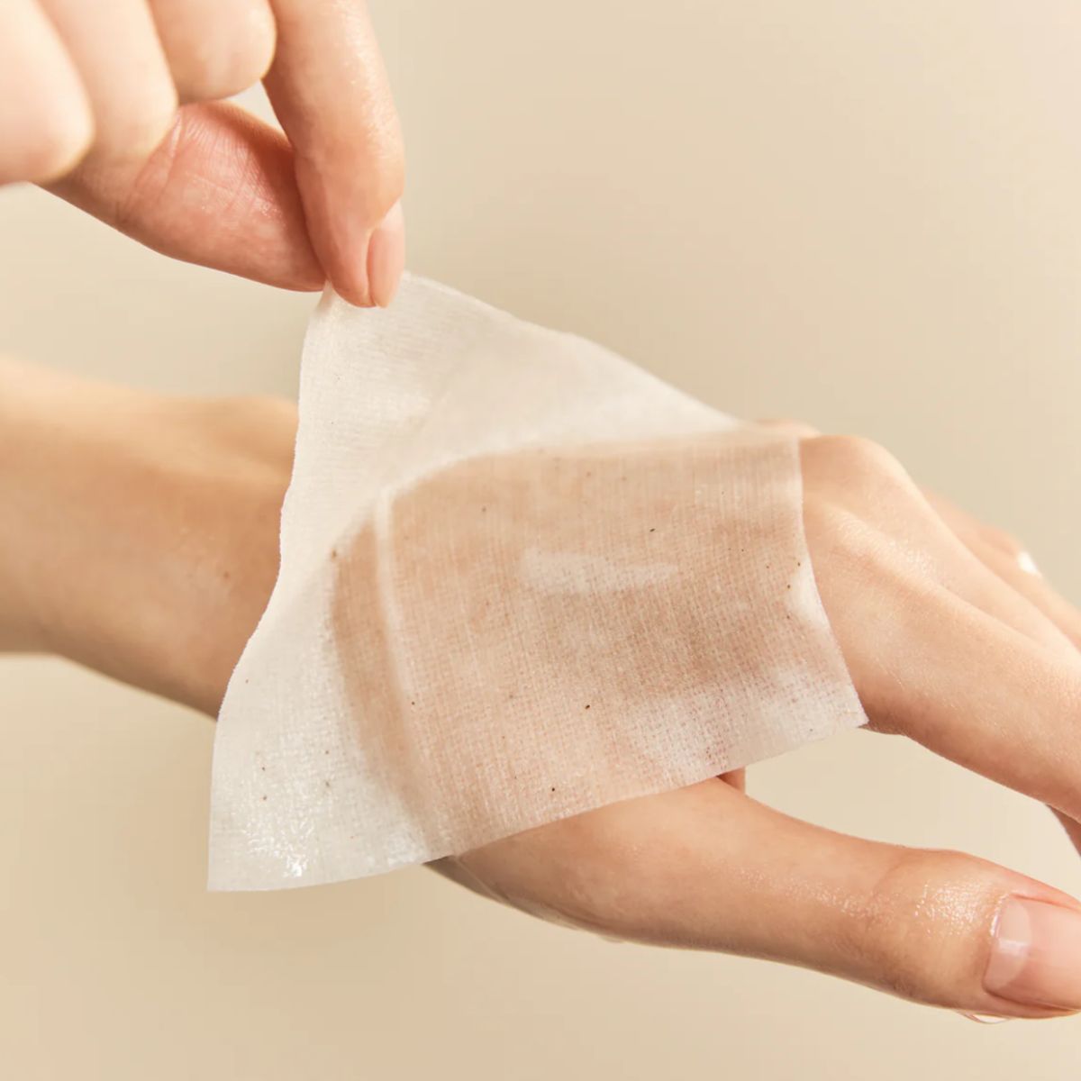 HEVEBLUE Salmon Caring Centella Toner - Image 5